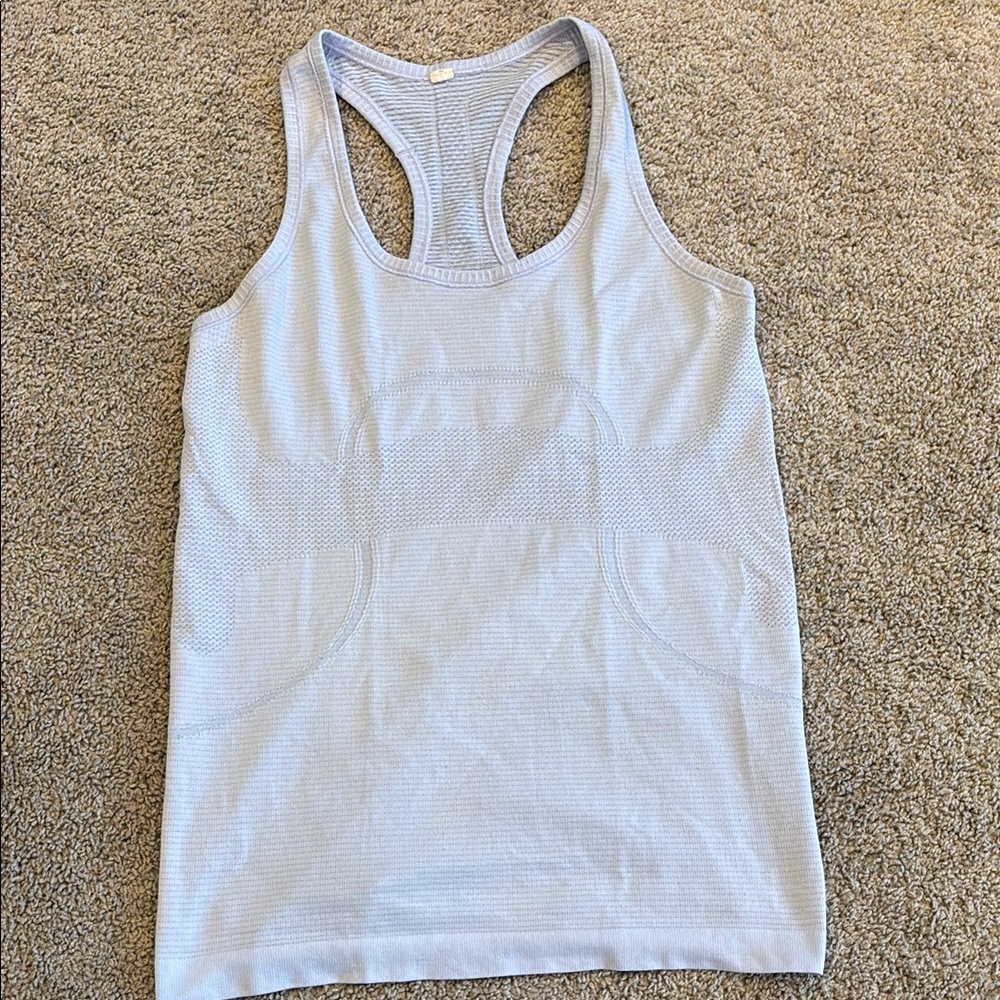 Lululemon tank top lilac size 6